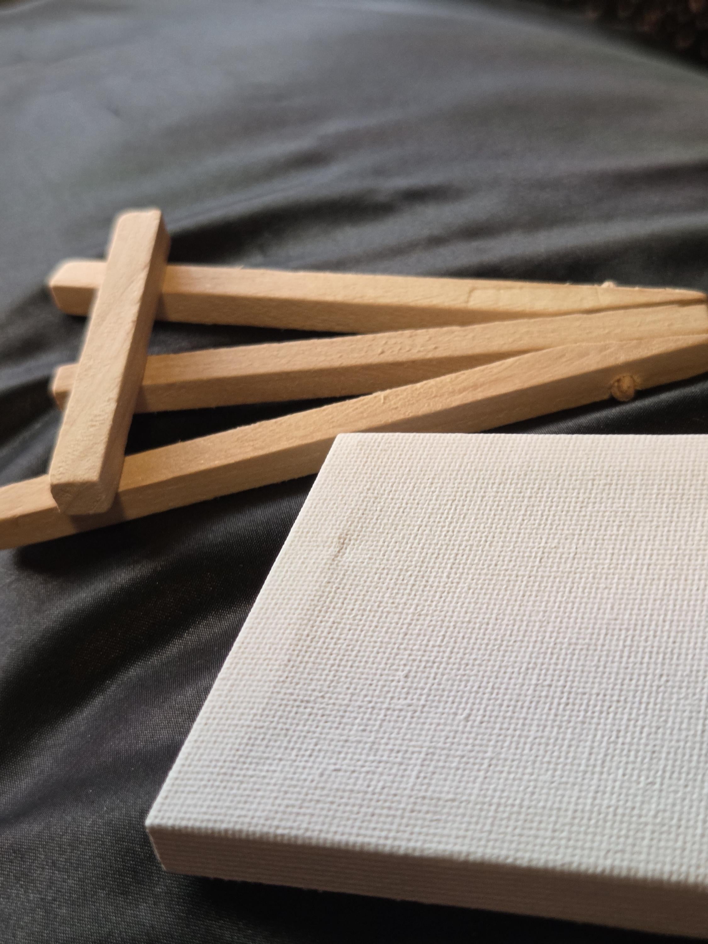 Mini Canvas and Easel Stand 3 inch for painting and art